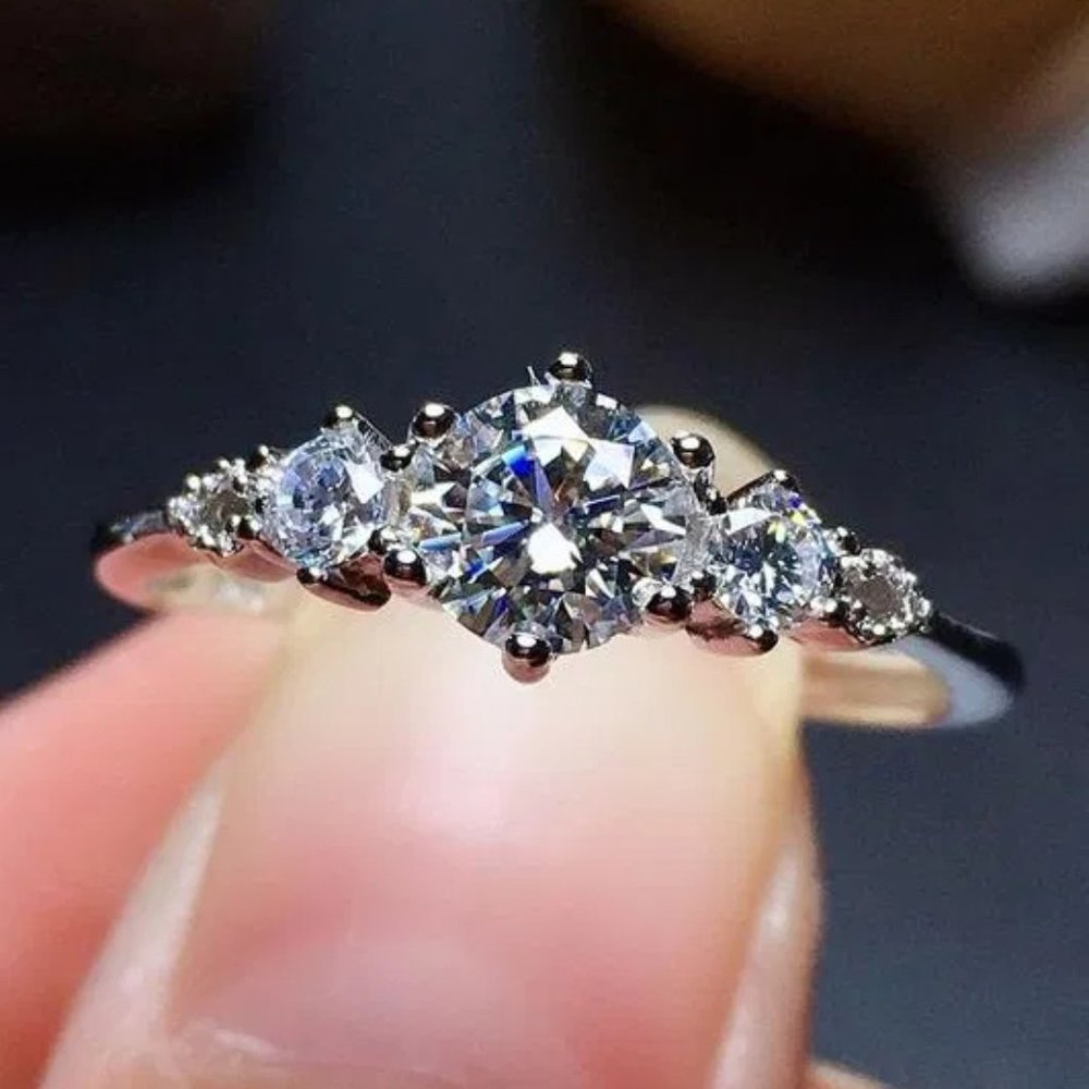 ✨Engagement Anillos Pure Round CZ Silver Plated Wedding UNVN12063
